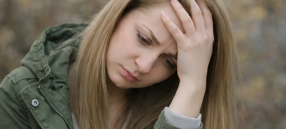 The Unspoken Secret: How One Glance at a Phone Screen Shattered an Ex-Husband's Peace