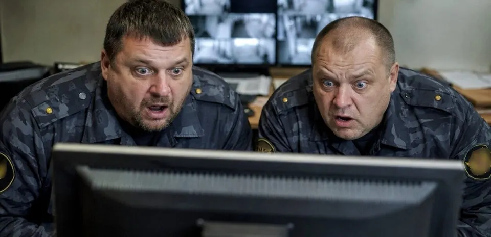 В тюрьме одна за другой забеременели заключённые из одиночных камер, и проверка записей вызвала у охраны новые вопросы